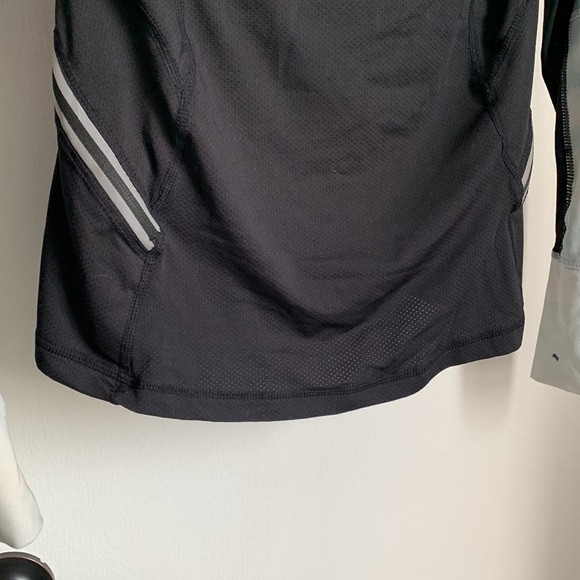 Icyzone brand long sleeve half zip running top size small - Picture 6 of 7